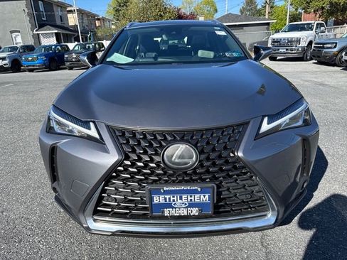Used 2019 Lexus UX 200 w/ Premium Package FWD image 8