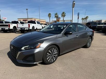 Used 2024 Nissan Altima 2.5 SV