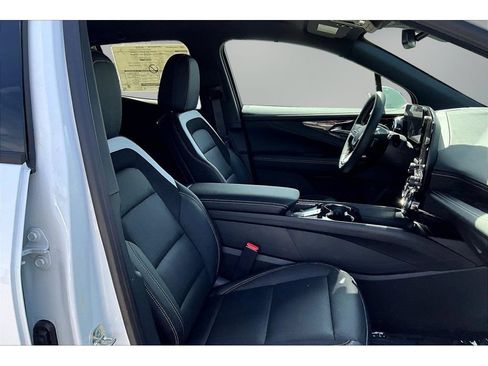 New 2026 Chevrolet Blazer EV LT AWD/4WD image 11