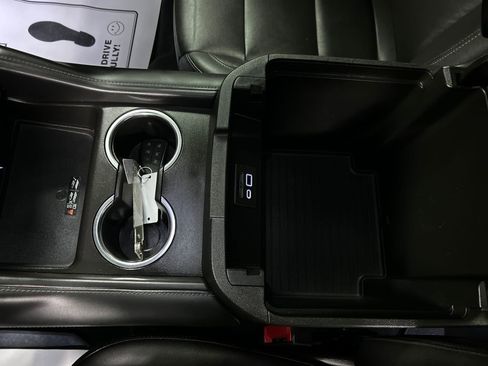 Used 2021 Chevrolet Tahoe Z71 image 21