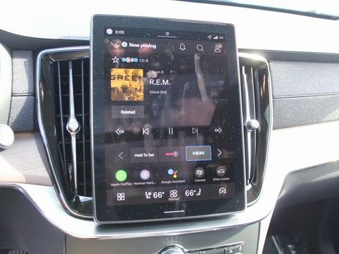 New 2026 Volvo XC90 B6 Plus w/ Protection Package Premier image 23