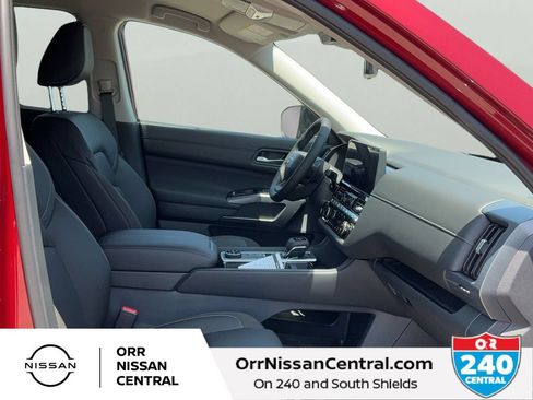 New 2026 Nissan Pathfinder SL AWD/4WD image 11