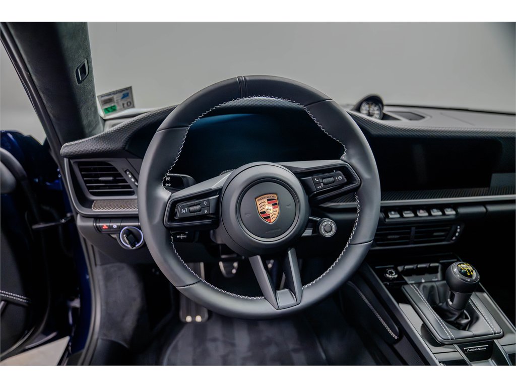 Used 2026 Porsche 911 GT3 RWD image 33