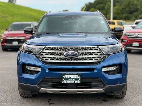 Used 2022 Ford Explorer Limited w/ Equipment Group 301A AWD/4WD image 2