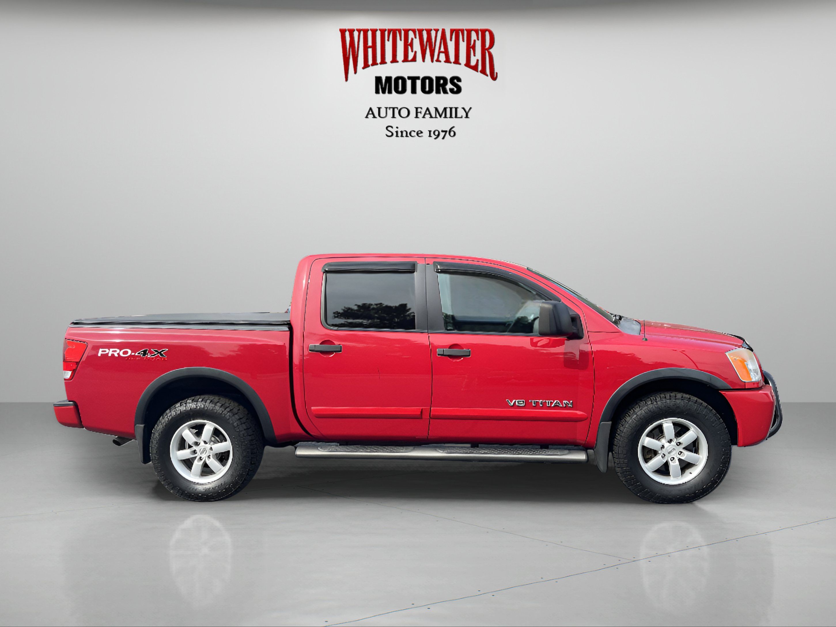 Used 2012 Nissan Titan PRO-4X AWD/4WD image 6