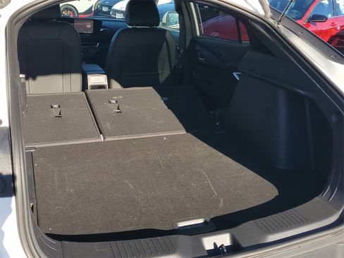 Used 2025 Buick Envista Preferred image 24