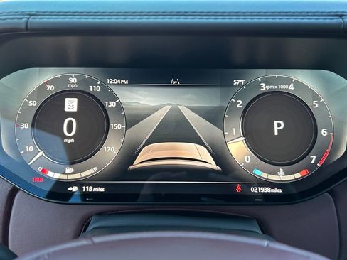 Used 2024 Land Rover Range Rover SE image 11