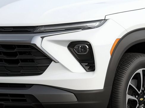 New 2026 Chevrolet TrailBlazer LT w/ Midnight Edition FWD image 5