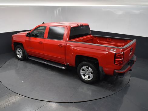 Used 2018 Chevrolet Silverado 1500 LT w/ All Star Edition AWD/4WD image 34