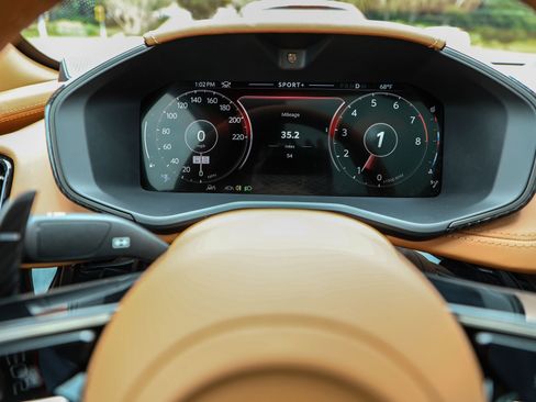 Used 2022 Aston Martin DBX AWD/4WD image 72