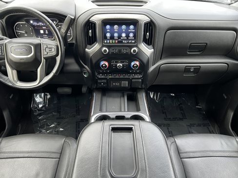 Used 2021 GMC Sierra 3500 Denali w/ Denali Ultimate Package image 33
