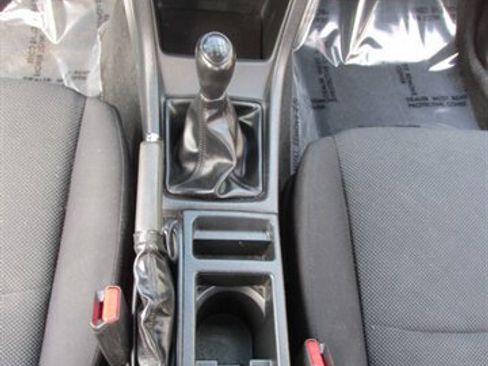 Used 2013 Subaru Impreza 2.0i image 22