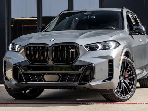 Used 2026 BMW X5 M60i w/ Executive Package AWD/4WD image 3