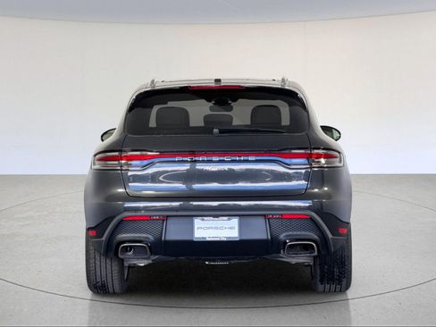 New 2026 Porsche Macan image 7