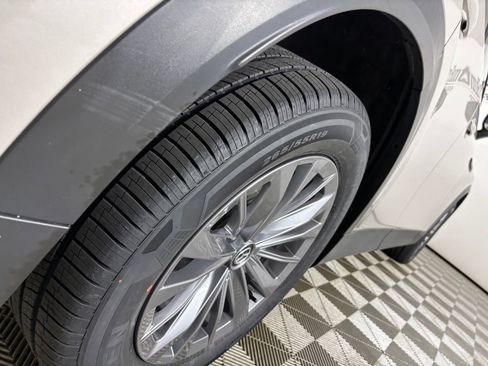Used 2024 MAZDA CX-90 3.3 Turbo w/ Preferred Package AWD/4WD image 35
