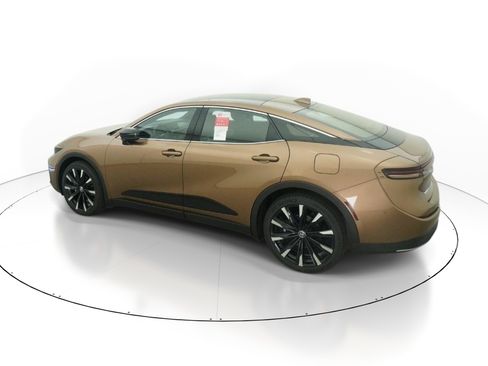 New 2026 Toyota Crown Platinum AWD/4WD image 4
