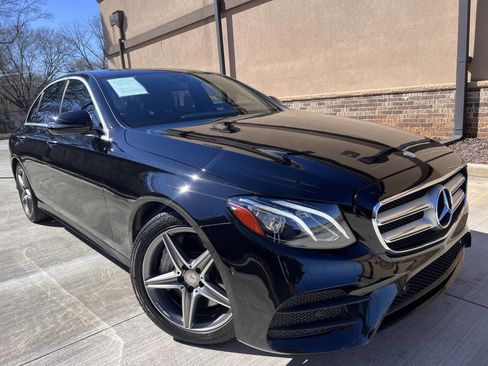 Used 2017 Mercedes-Benz E 300 image 2