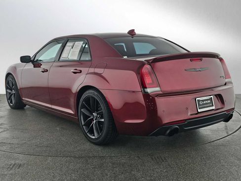 Used 2023 Chrysler 300 C image 5