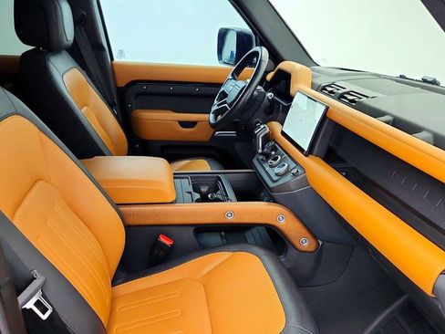 Used 2022 Land Rover Defender 110 X image 25