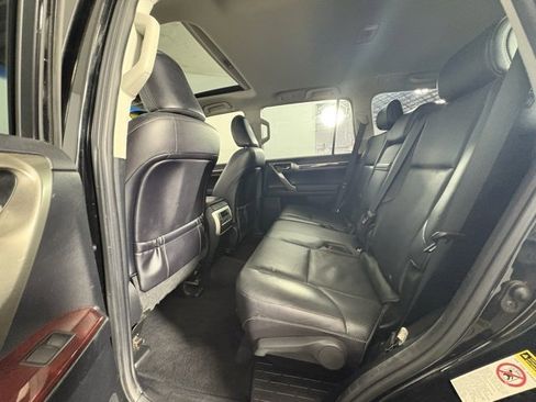 Used 2011 Lexus GX 460 image 23