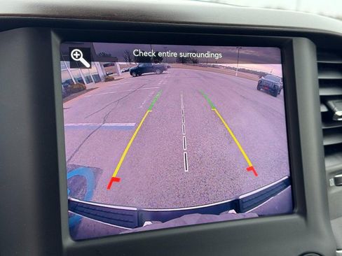 Used 2021 RAM 1500 Laramie image 28