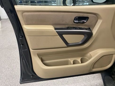 Used 2015 Nissan Titan SV w/ SV Value Truck Package image 21