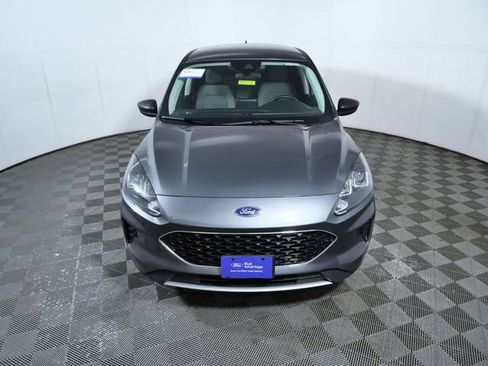 Certified 2022 Ford Escape SE w/ Cold Weather Package image 3