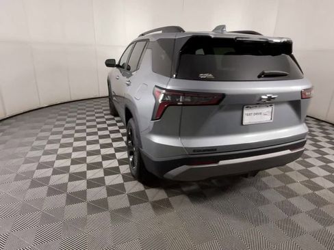 New 2026 Chevrolet Equinox LT w/ Midnight Edition image 8