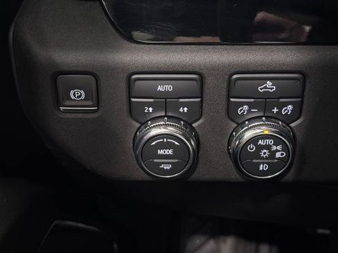 Certified 2023 GMC Sierra 1500 Elevation image 22