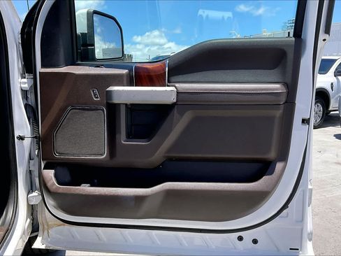 Used 2020 Ford F150 King Ranch w/ Equipment Group 601A Luxury RWD image 28
