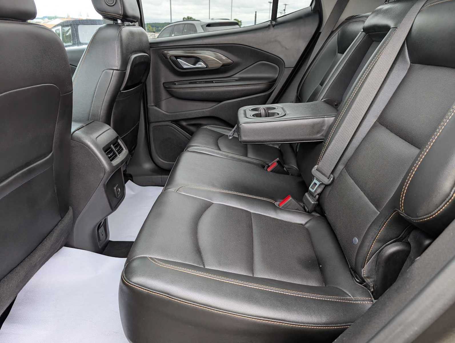 Used 2019 GMC Terrain SLT w/ Preferred Package AWD/4WD image 23