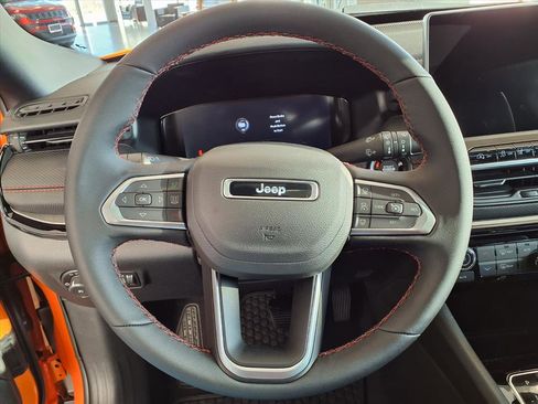 New 2026 Jeep Compass Trailhawk w/ Sun, Sound & Navigation Group image 17