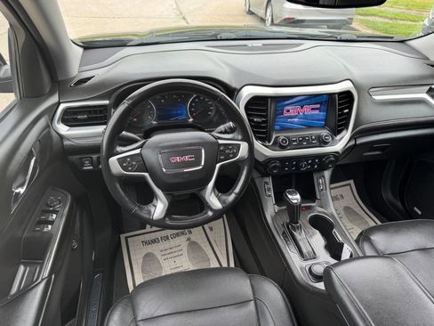 Used 2018 GMC Acadia SLT AWD/4WD image 17