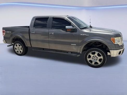 Used 2011 Ford F150 Lariat w/ Lariat Chrome Pkg AWD/4WD image 4