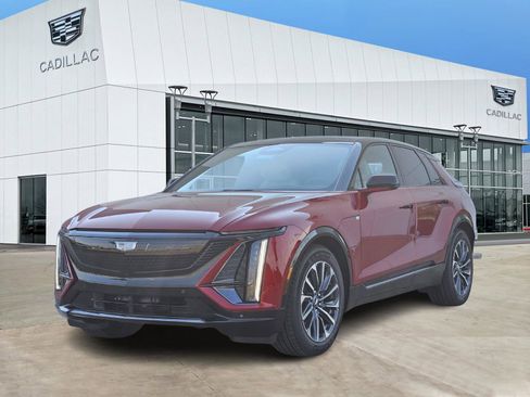 New 2025 Cadillac Lyriq Sport image 2