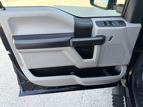 Used 2021 Ford F250 XL w/ STX Appearance Package AWD/4WD image 12