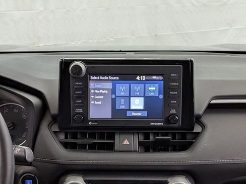 Used 2021 Toyota RAV4 XLE w/ Convenience Package AWD/4WD image 28