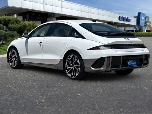 Certified 2025 Hyundai Ioniq 6 SEL RWD image 7