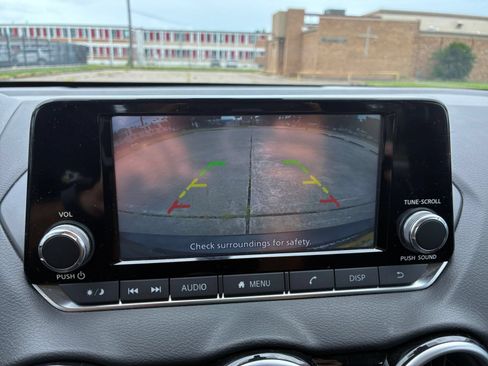 Used 2025 Nissan Sentra S FWD image 18