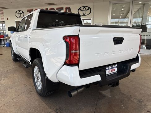 New 2026 Toyota Tacoma SR5 RWD image 8