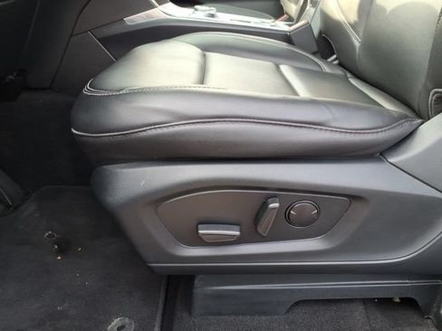 Certified 2023 Ford Explorer XLT w/ Equipment Group 202A AWD/4WD image 16