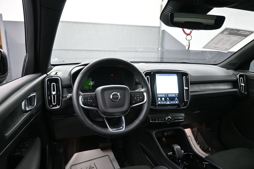 Used 2023 Volvo C40 P8 Recharge Plus AWD/4WD image 22