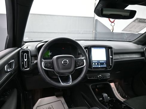 Used 2023 Volvo C40 P8 Recharge Plus AWD/4WD image 22