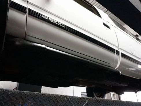 Used 1998 Chevrolet Silverado 1500 4x4 Regular Cab w/ Preferred Equipment Group 2 image 67