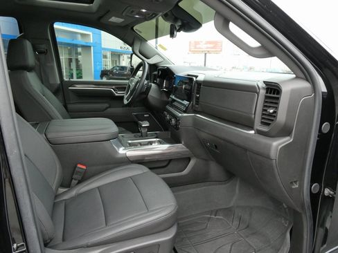 Certified 2025 Chevrolet Silverado 1500 LTZ w/ LTZ Premium Package image 16