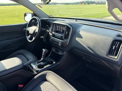 Used 2015 Chevrolet Colorado Z71 w/ LPO, Gearon Bar Package AWD/4WD image 22