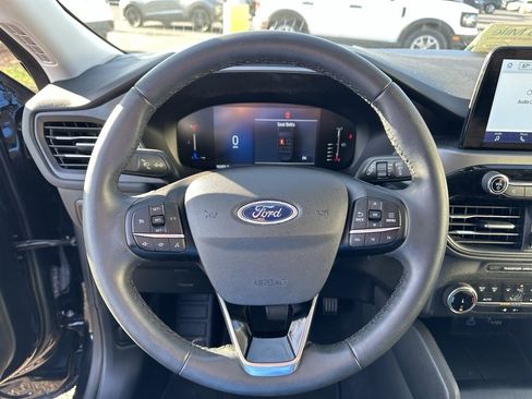 Used 2023 Ford Escape Active image 13