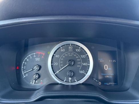 Used 2021 Toyota Corolla LE w/ Carpet Mat Package (TMS) image 5