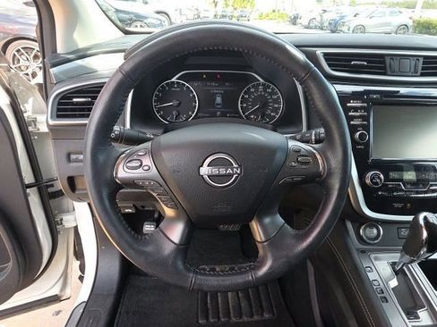 Used 2023 Nissan Murano SV image 15