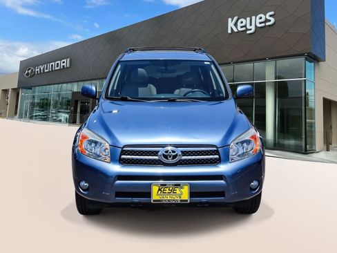 Used 2008 Toyota RAV4 Limited FWD image 2